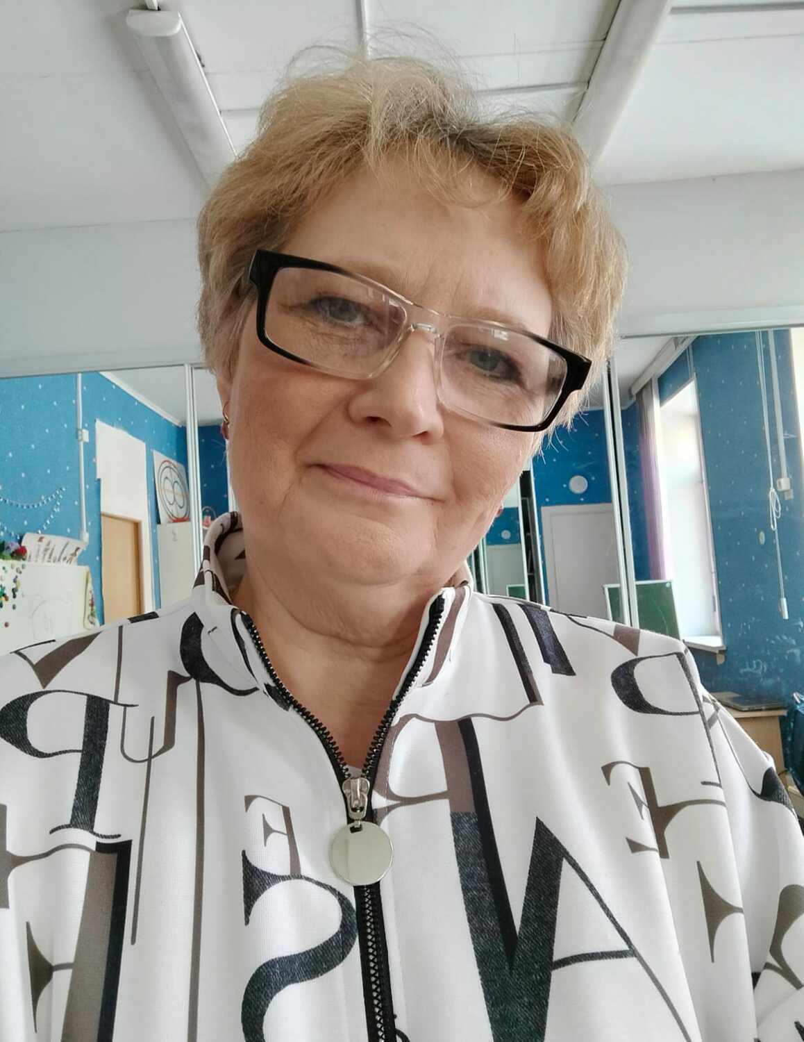 <span style="font-weight: bold;">Рюгина Надежда Викторовна -</span>школьный психолог, методист